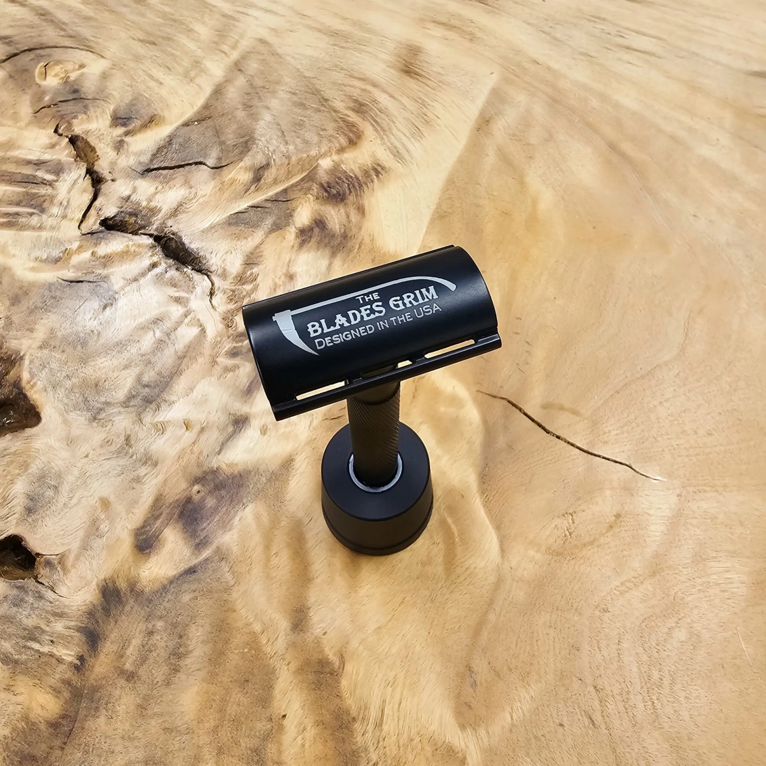 Grim Blades Double Edge Safety Razor With Stand 3 Grim Blades Double Edge Safety Razor With Stand