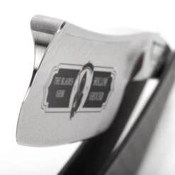 THE BUTCHER - BY THE BLADES GRIM 20 THE BUTCHER - BY THE BLADES GRIM -Classic Shaving A93A1776