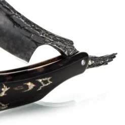 Dylan Farnham Custom Straight Razor Ebony & Gold Scales -Classic Shaving A93A9770