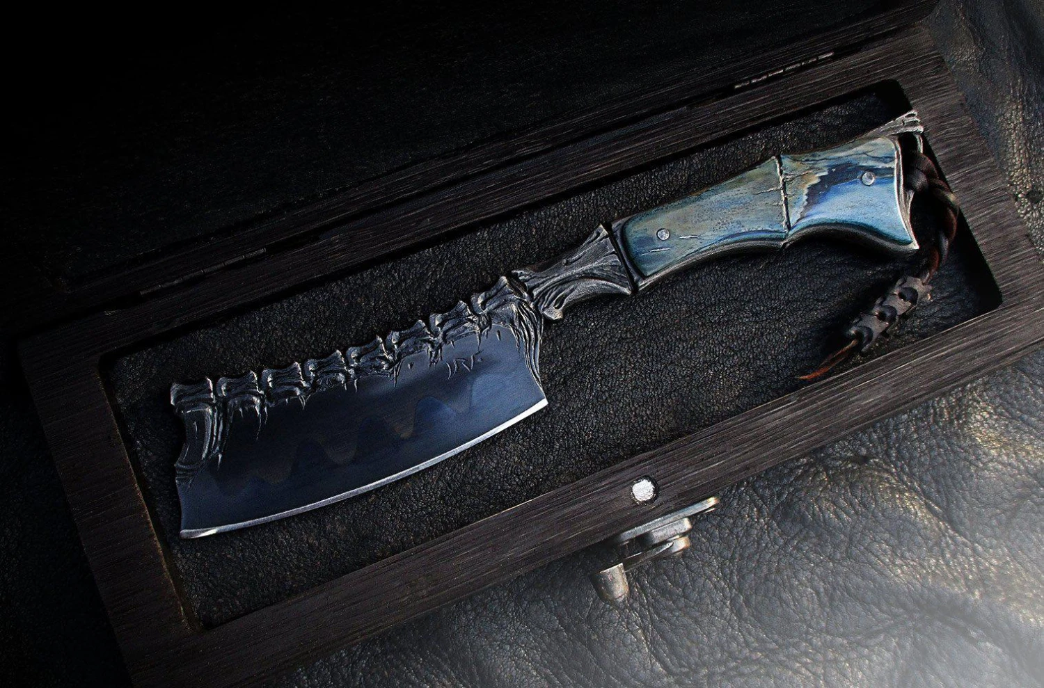 Dylan Farnham Mam-Moth Kamisori Straight Razor 3 Dylan Farnham Mam-Moth Kamisori Straight Razor