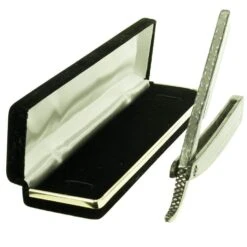 Dylan Farnham #82- Frameback 7/8 Straight Razor W/ Silicone Sheath & Gift Box -Classic Shaving dylan farnham 82 frameback 78 straight razor w silicone sheath gift box 4