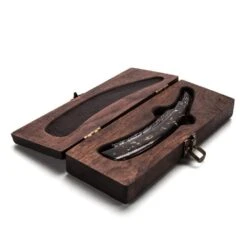 Dylan Farnham Custom Straight Razor & Custom Box! -Classic Shaving dylan farnham custom straight razor custom box 10